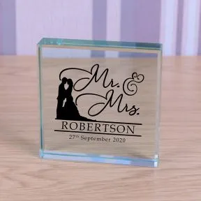 Mr & Mrs Glass Token